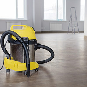 Почистане след ремонт